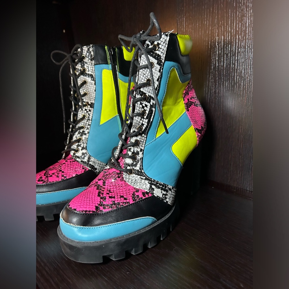 Wild Diva Neon High Heel Boots Size 10 Multicolor 80s Lace-Up Blue Pink Yellow